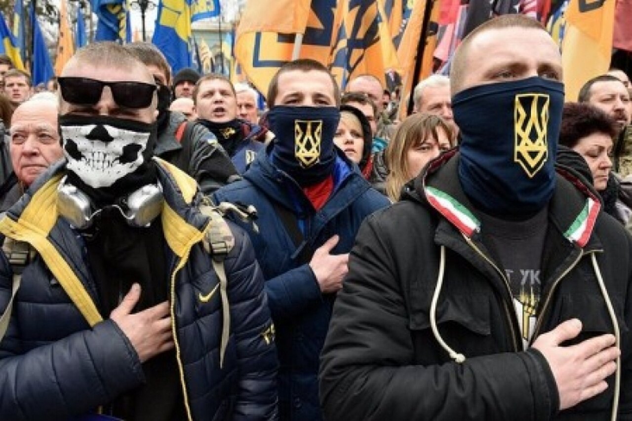 Радикалы угрожают застрелить знаменитого украинского боксера Усика