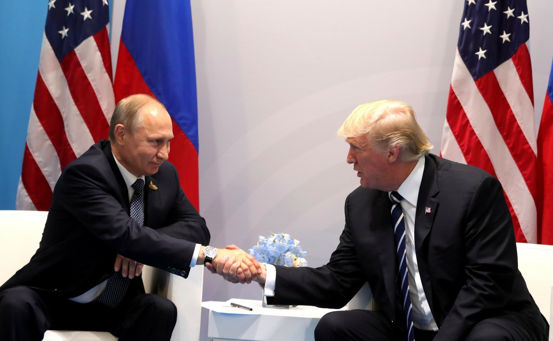 Не в Париже: в Кремле рассказали, где и когда состоится обстоятельная встреча Путина и Трампа