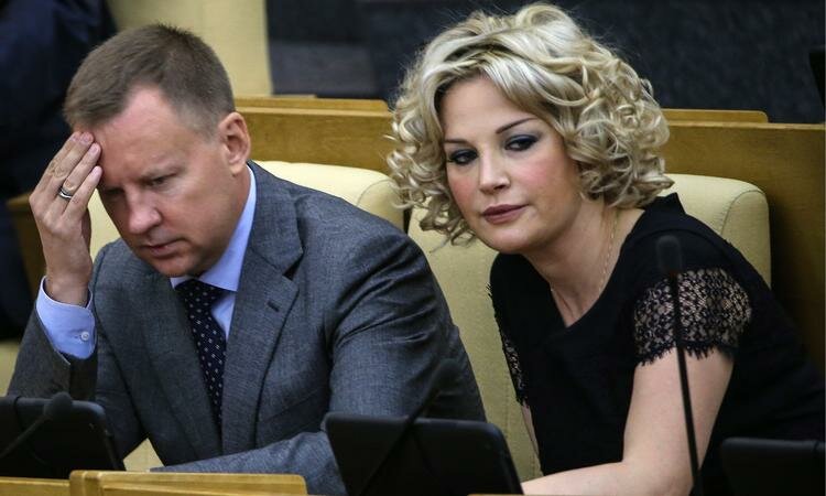 Первая жена Дениса Вороненкова обнародовала "интимный компромат" на Марию Максакову