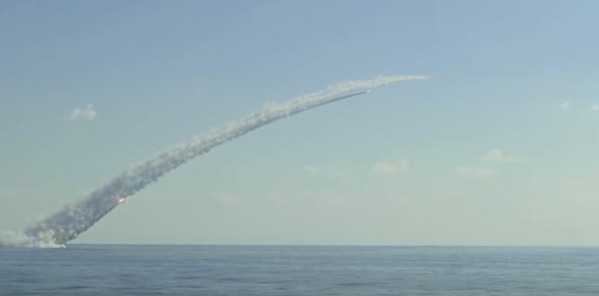 Российские подлодки нанесли мощнейший удар “Калибрами” по ИГИЛ – кадры