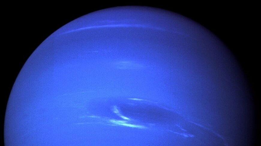 Впервые за 16 лет спутник Нептуна Тритон на несколько минут погрузит Землю в мрак 