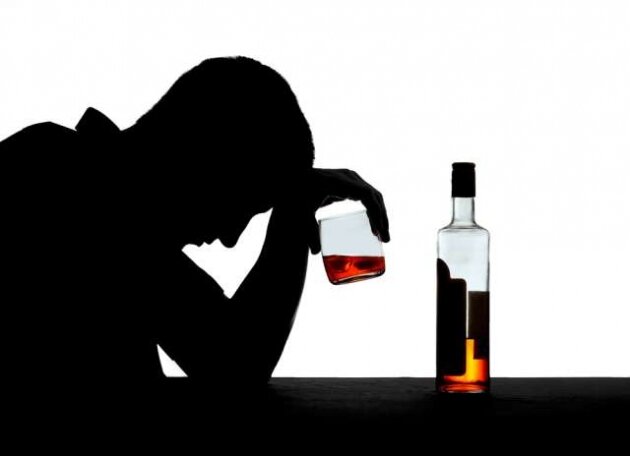Британские ученые шокировали весь мир заявлением о том, как намерены лечить алкоголизм