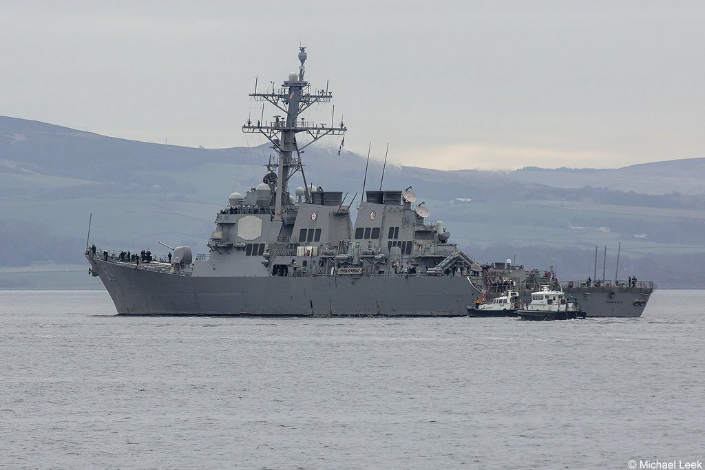 США отправили военный корабль на Украину: что происходит