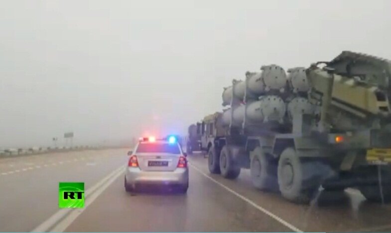 СМИ показали переброску антикорабельных береговых комплексов "Бал" в Керчь – кадры