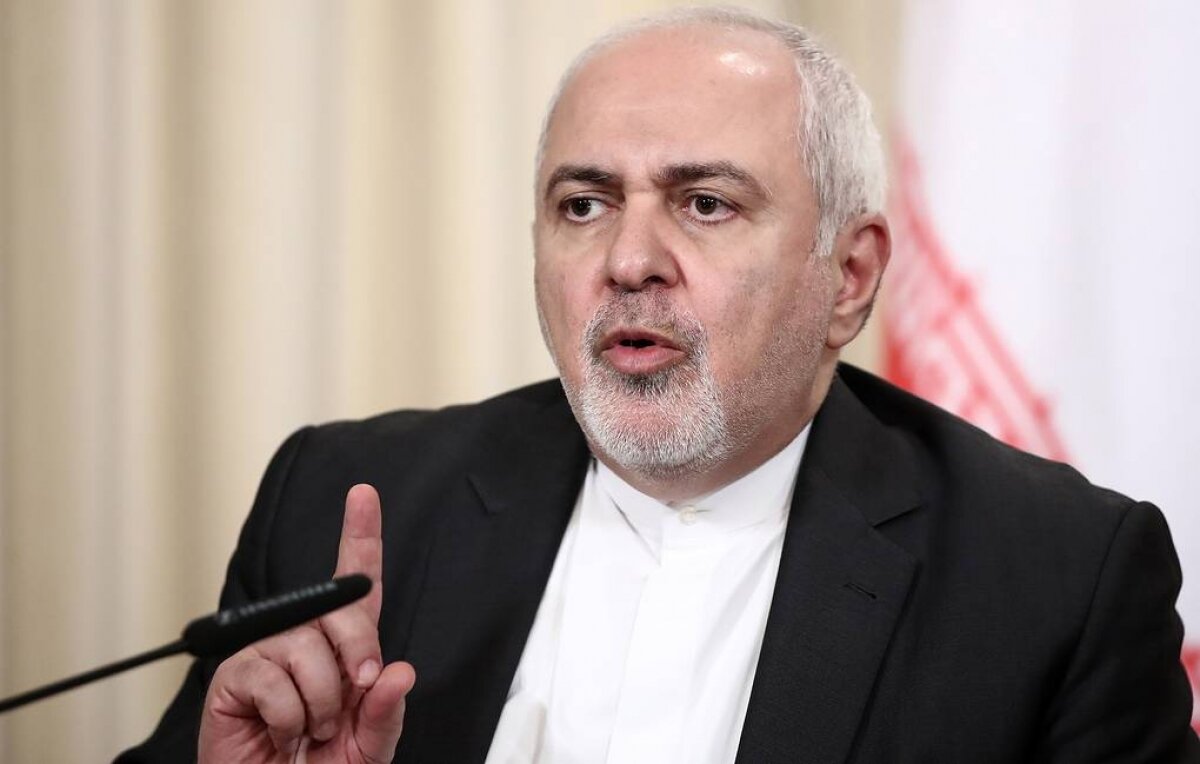 "Иранец, сбивший украинский самолет, в тюрьме", - Зариф рассказал о виновнике авиакатастрофы Boeing 737 в Тегеране