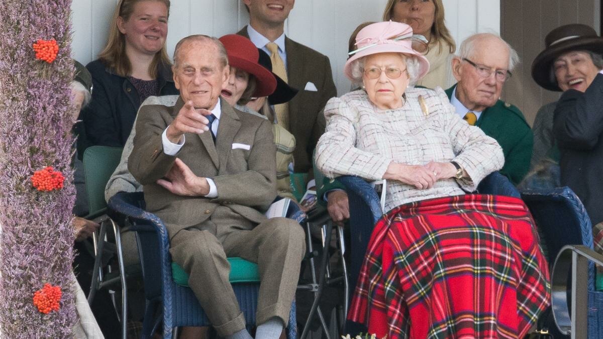 98-летнего муж Елизаветы II выписан из больницы: Герцог ...