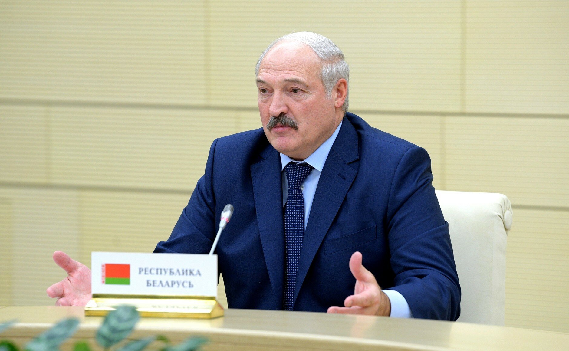 Лукашенко признался, за кого болел в "битве" Трампа и Клинтон на выборах президента США
