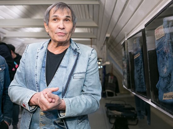 Бари Алибасов выпил жидкость для прочистки труб "Крот" - врачи отчаянно пытаются спасти продюсера