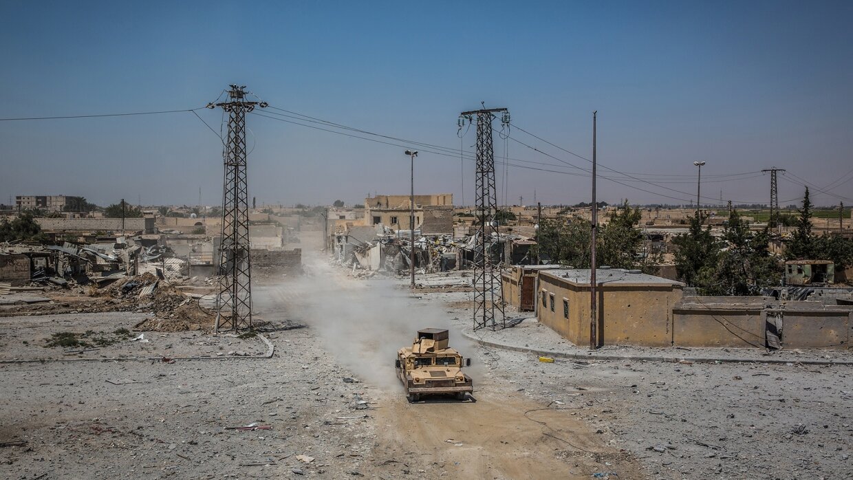 ​Коалиция во главе с США освободила Ракку: от сирийского города остались руины - кадры