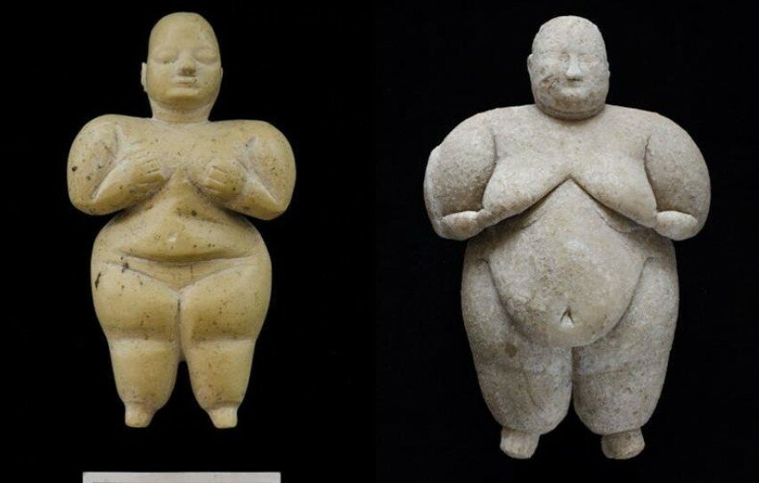 В Турции нашли уникальные ритуальные статуэтки с нагими женщинами, которым около 8 тысяч лет