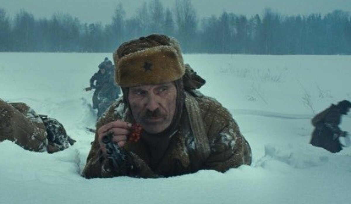 «Мой дед погиб на войне, я вложил в своего персонажа его черты»: Александр Аравушкин о роли в фильме «Ржев»