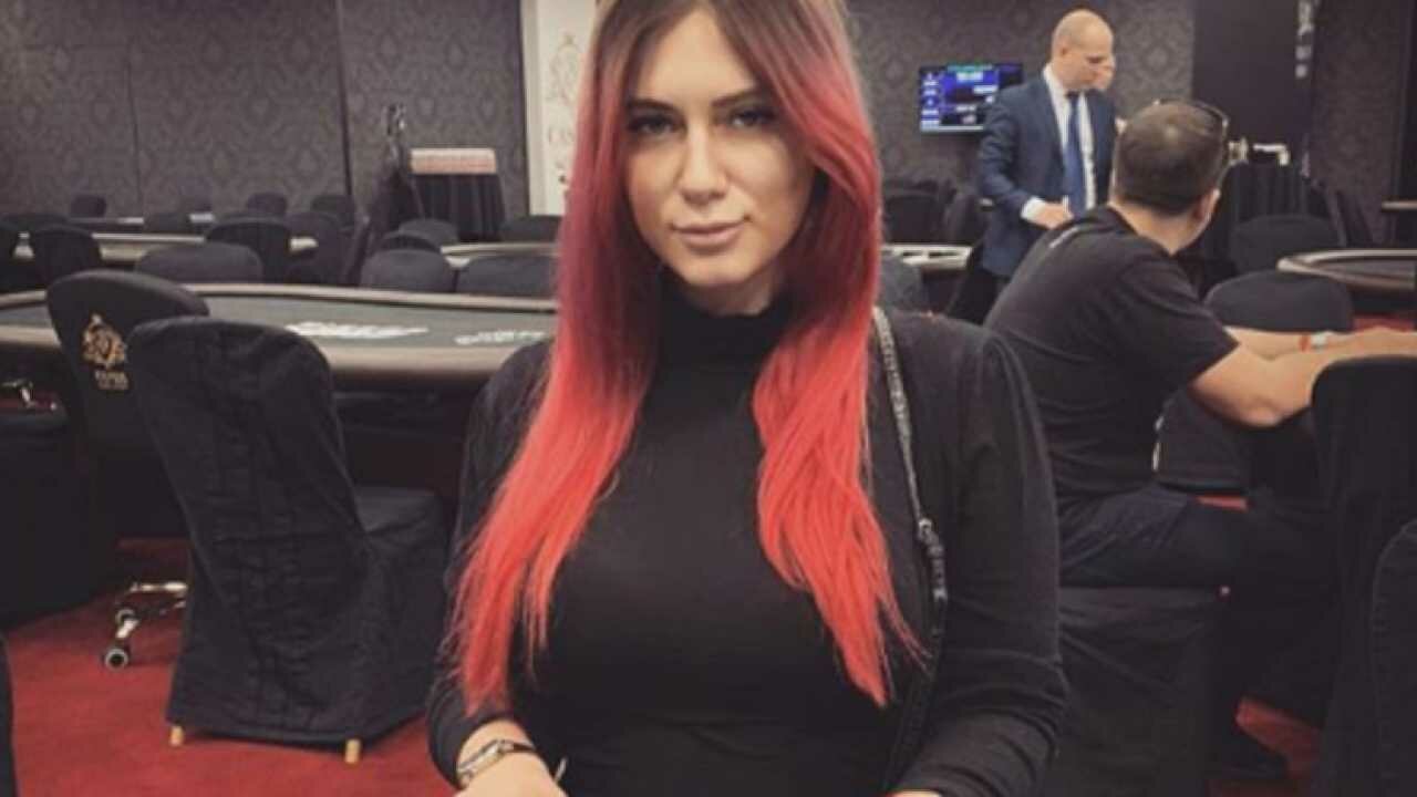 ​Новые подробности смерти звезды онлайн-покера Новиковой в Москве: успела сделать фото