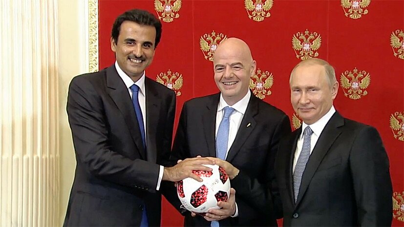 Путин сделал Катару необычный подарок, передав эстафету мундиаля – кадры