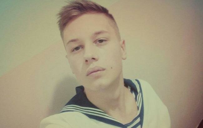 Раненный в Керченском проливе 18-летний украинский моряк впервые позвонил близким: что сообщил военный