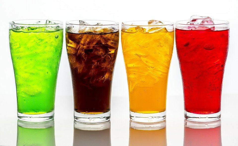 Ученые назвали смертельно опасные безалкогольные напитки: выводы шокируют 