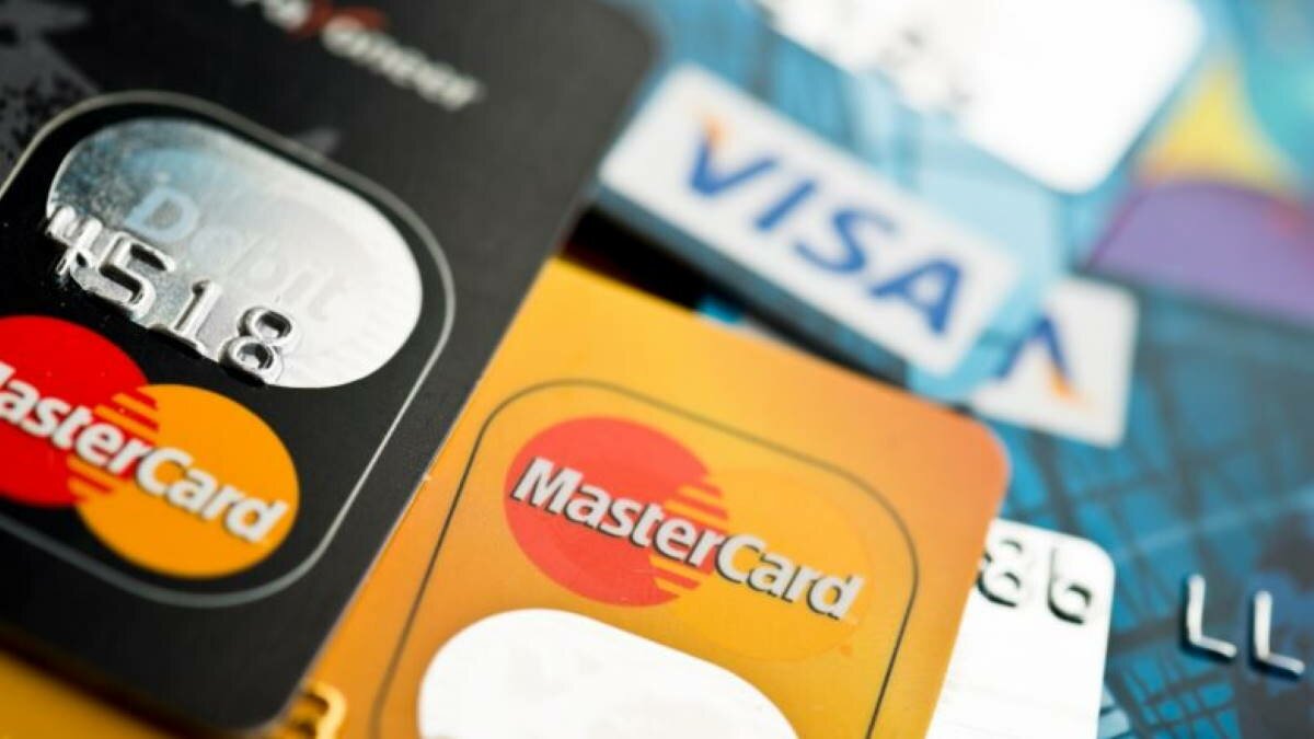 Visa и Mastercard ответили на слова Пескова о возможности отключения систем в РФ