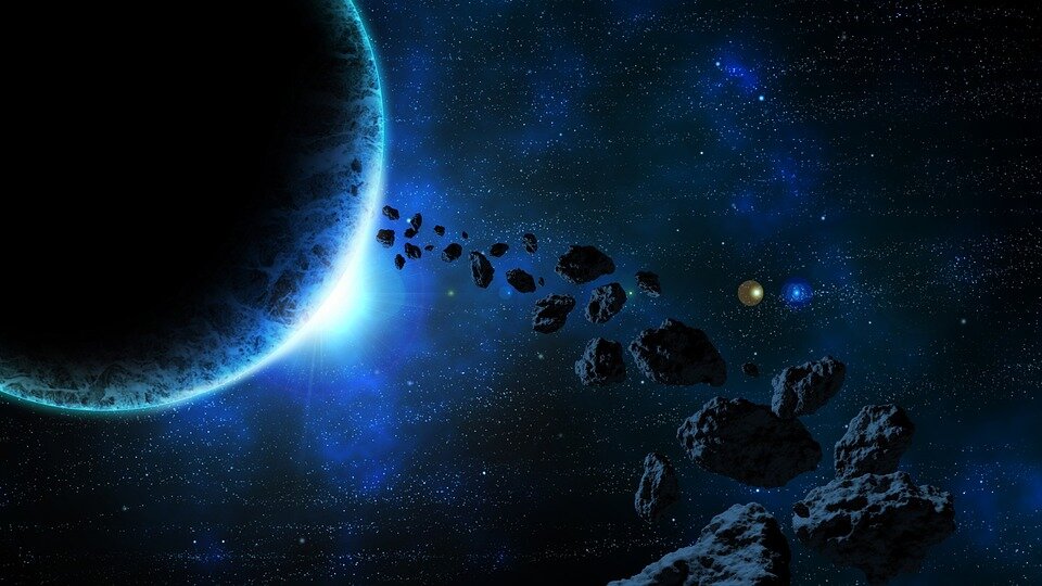 Пополнение в Солнечной системе: ученые нашли планету Farout, которая делает оборот вокруг Солнца за 1000 лет 