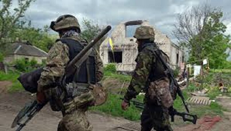 В Верховной Раде заявили, что военное положение разделило Украину на две части