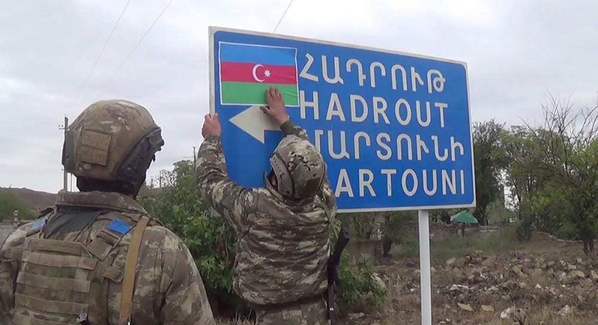 Азербайджан бросил на штурм сел в Карабахе пехоту, танки и артиллерию
