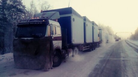 На Ямале водители десятков грузовиков 3-й день живут в поле при температуре –50 С
