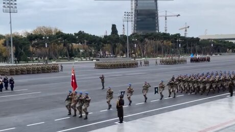 Военному маршу в Баку турки посвятили специальный видеоролик 