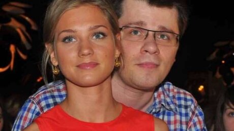 СМИ узнали причину внезапного развода Асмус и Харламова: все дело в покупке недвижимости