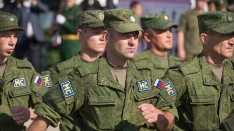 ​Российские миротворцы прибыли в Карабах: что известно