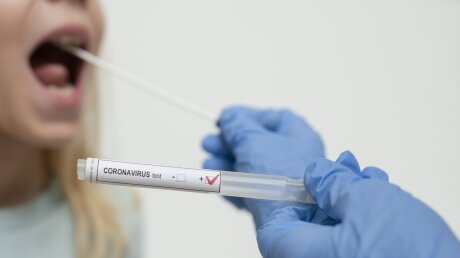 Британские ученые назвали три новых симптома коронавируса