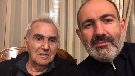 Никол Пашинян потерял отца: названа причина кончины Вовы Пашиняна