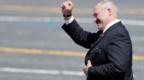 "Не дождетесь", - у Лукашенко отреагировали на его "госпитализацию" 