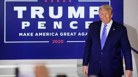 Трамп открыто выступил против ФБР на фоне "войны" с Байденом