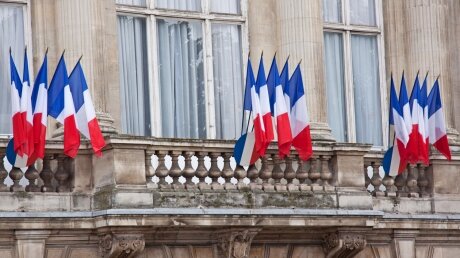 Сенат Франции выступил против МИД и признал Карабах 
