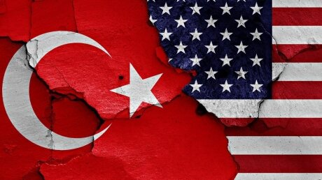 Эксперт: Турцию, Британию и США нельзя пускать в Карабах даже под предлогом гумпомощи
