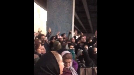 "Отставки недостаточно", - в Тегеране требуют сурового наказания за сбитый Boeing: на митинг стянута полиция