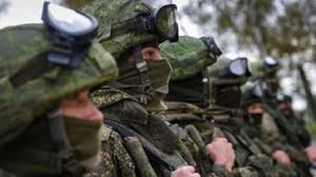 Специальные учения в Калининградской области: снайперы уничтожают "живые" мишени и проводят ночную разведку