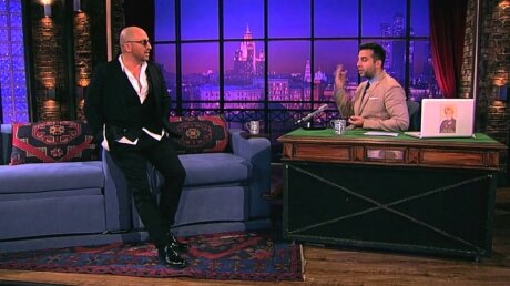 Ургант предложил свой способ определить президента США: "Взобраться на гору"