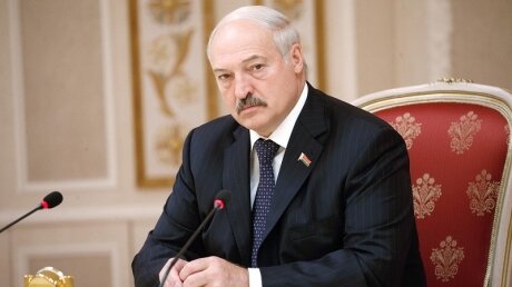 Лукашенко высказался о поправках в Конституцию: "У нас несколько авторитарная система"
