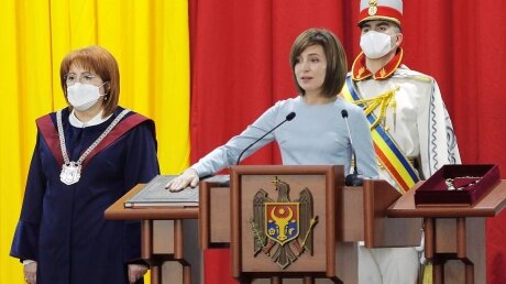 Санду приступила к румынизации Молдавии 