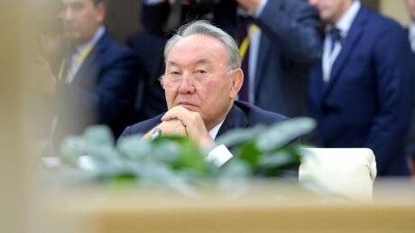 Назарбаев намекнул на причину смерти своего внука Айсултана