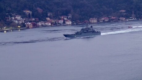 Россия наращивает группировку боевых кораблей в Черном море
