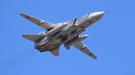 Авианалет российского Су-24 на крупную базу террористов в Сирии попал на видео
