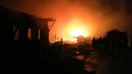 Смертельный пожар в Иркутской области: пятеро детей погибли вместе с отцом, кадры