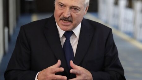 "Ясно, что из Украины никто не поедет", - Лукашенко высказался о Параде Победы в Москве 