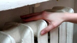 киев, акция протеста, отопление, люди, квартиры, перекрыли