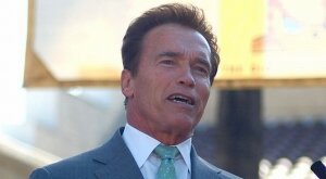 Арнольд Шварценеггер, сша, выборы, республиканцы, дональд трамп, скандал, видеозапись, домогательства