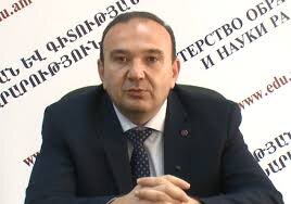 армения, русский язык, минобразования, левон мкртчян, иностранный язык, образование, министр, истина, языковая политика армении, экзамен, абитуриент