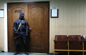 гей-притон, москва, россия, задержание, бывшие полицейские, привлекали к сексу подростков
