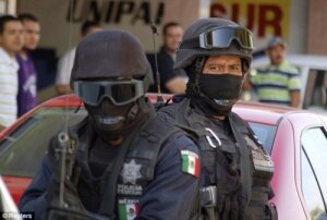 Мексика, Гвадалахара, холодильники, отрубленные головы, происшествия, криминал, полиция
