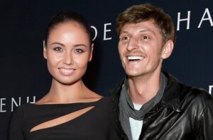 Павел Воля, Ляйсан Утяшева, Россия, отдых, шоу-бизнес, новости дня, парик, вечеринка, иван охлобыстин