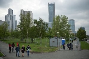 екатеринбург, сквер, храм, строительство, протесты, скандал, опрос, результаты, мнение, вциом 